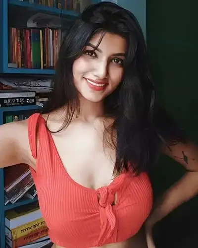 Mahoor Call Girl